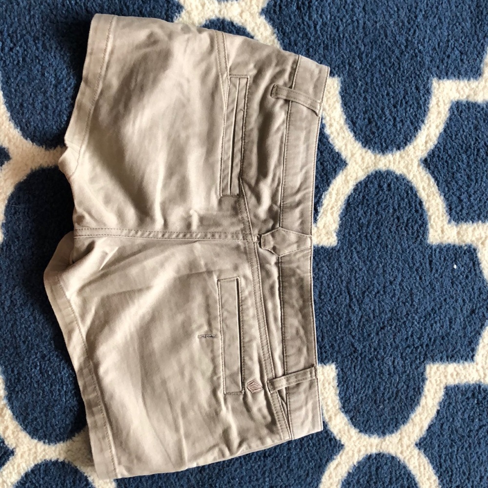 Volcom Shorts - Picture 2 of 3